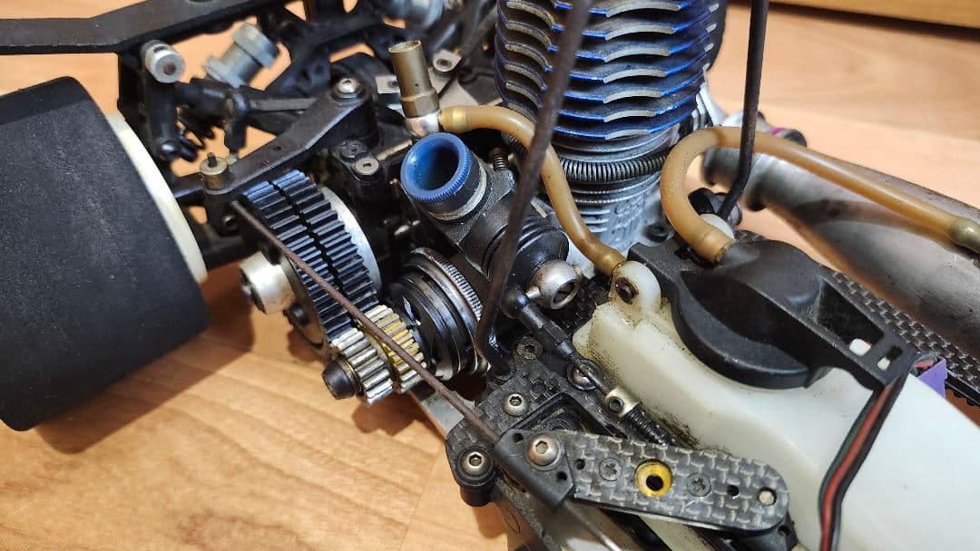 ラジコン 無限精機 MRX-4R 中古 エンジン付き