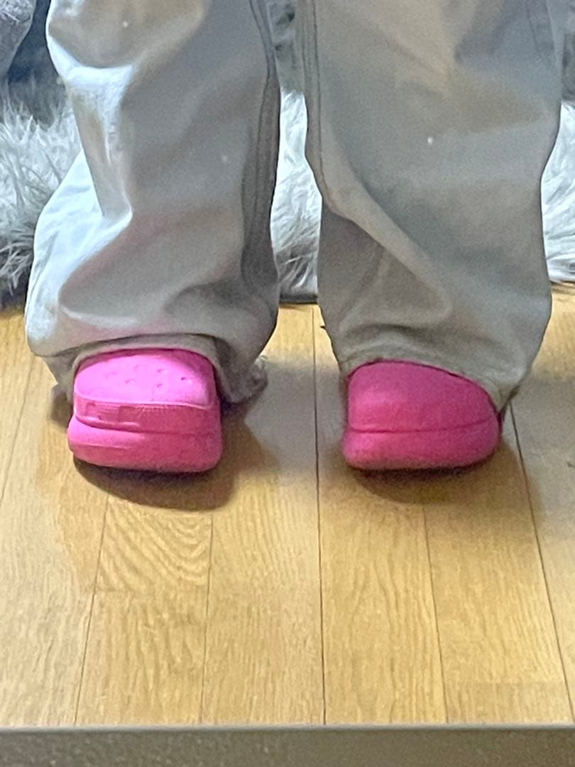 crocs ピンク クラッシュブーツ
