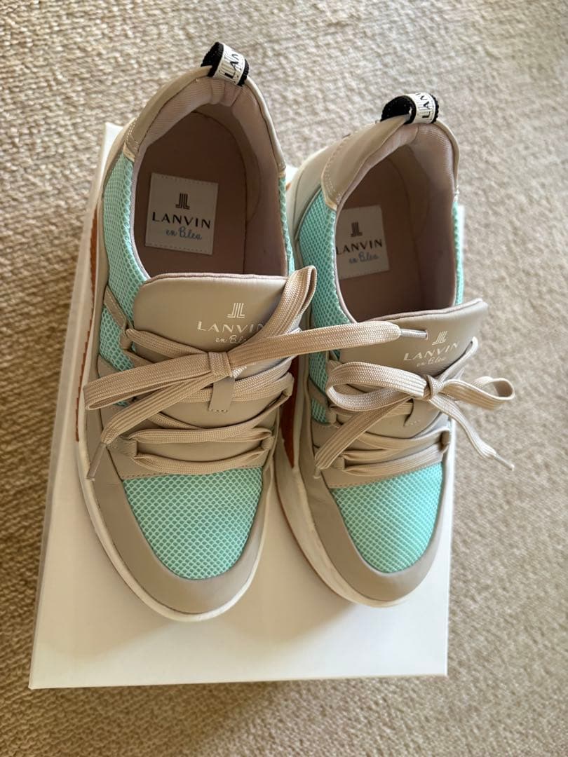 LANVIN en Bleuスニーカー［箱付き］