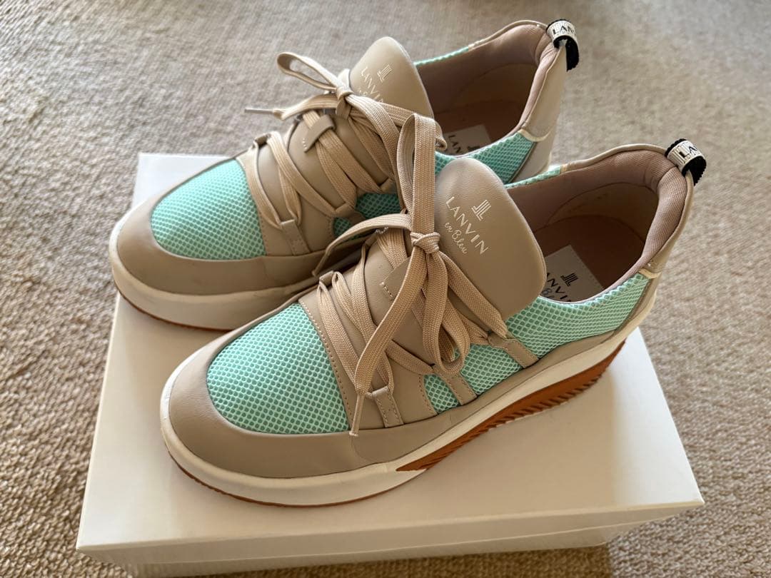 LANVIN en Bleuスニーカー［箱付き］
