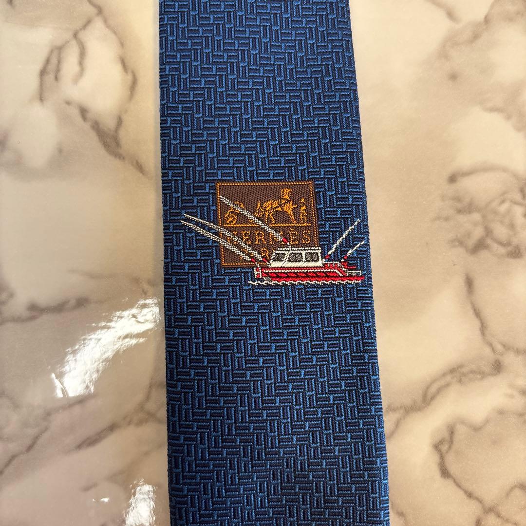 HERMES ネクタイ　ネイビー　紺　ブルー　青　ファソネ　H 総柄　刺繍