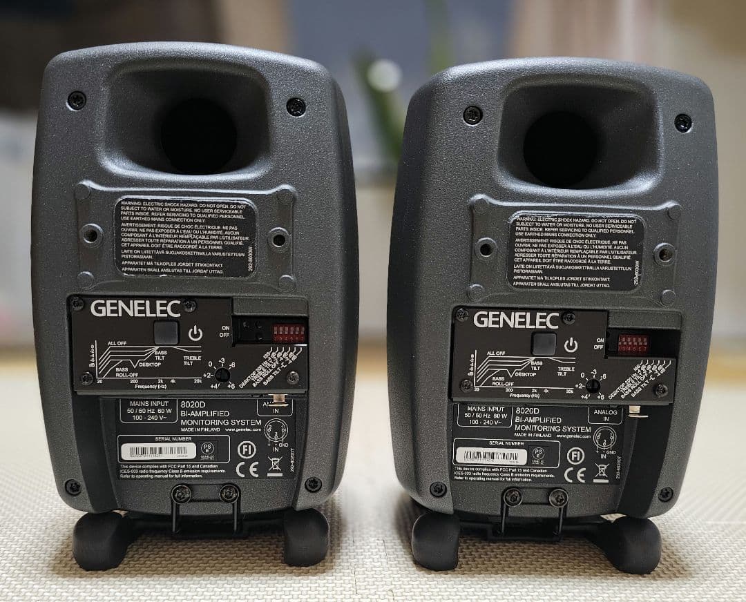 極美品 GENELEC 8020D モニタースピーカーセット