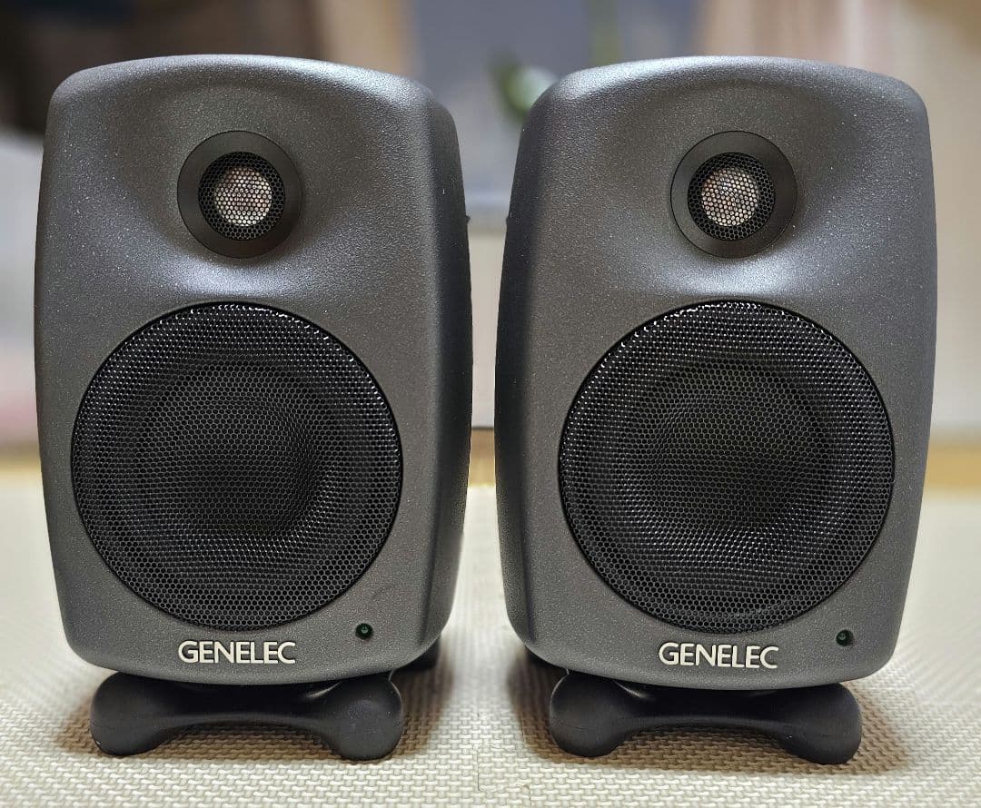 極美品 GENELEC 8020D モニタースピーカーセット