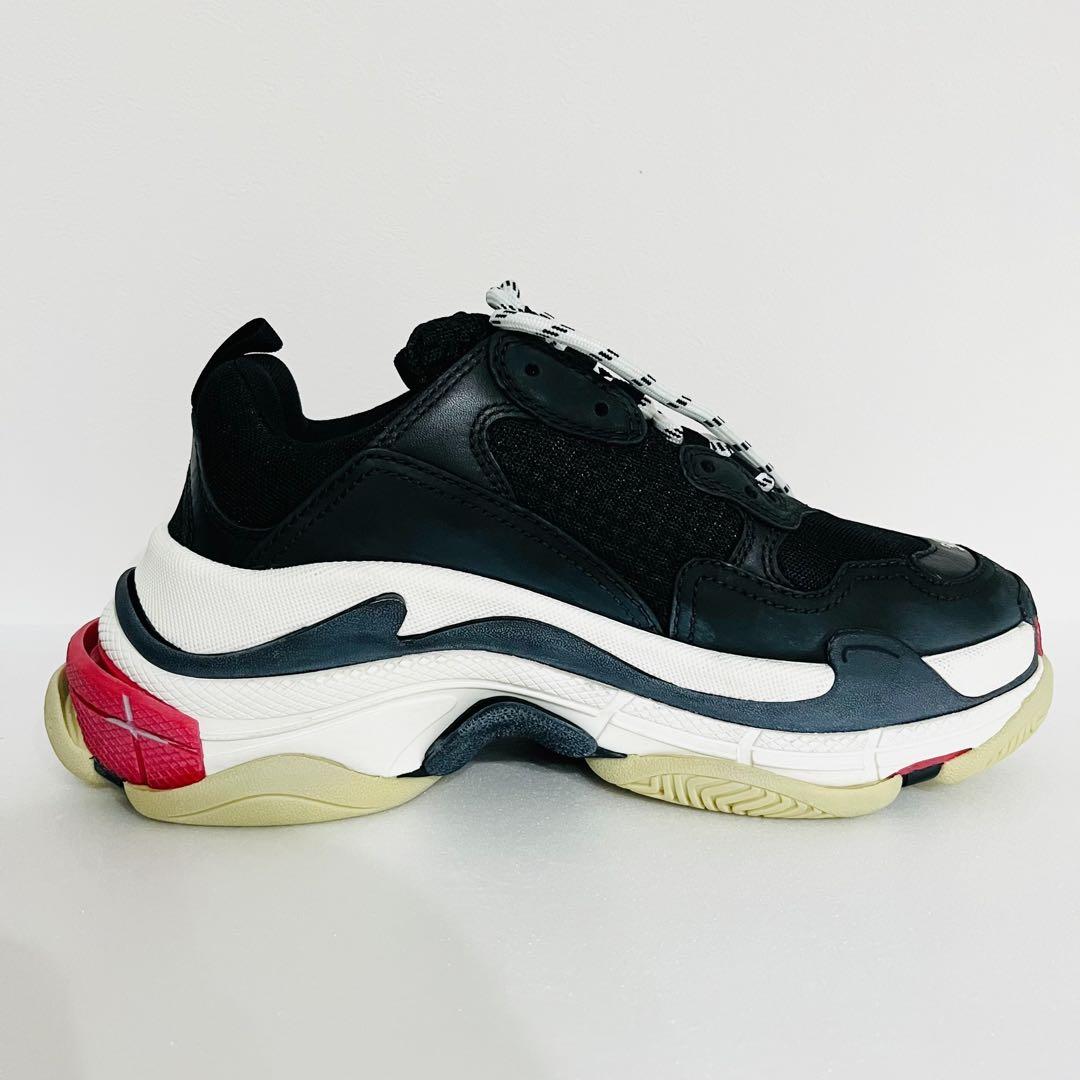未使用級　BALENCIAGA TRIPLE S WOMEN 38 黒　赤
