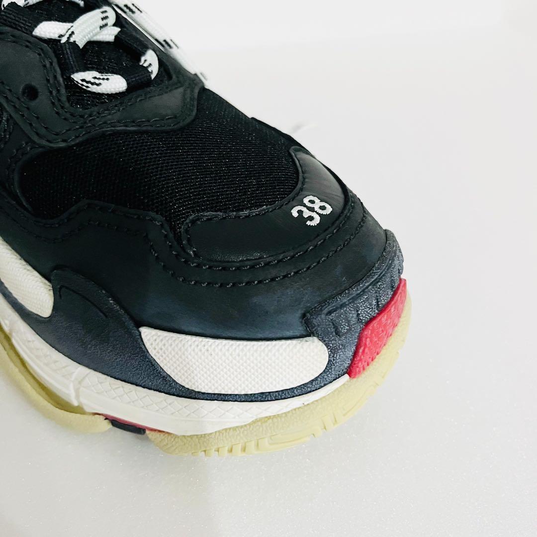 未使用級　BALENCIAGA TRIPLE S WOMEN 38 黒　赤