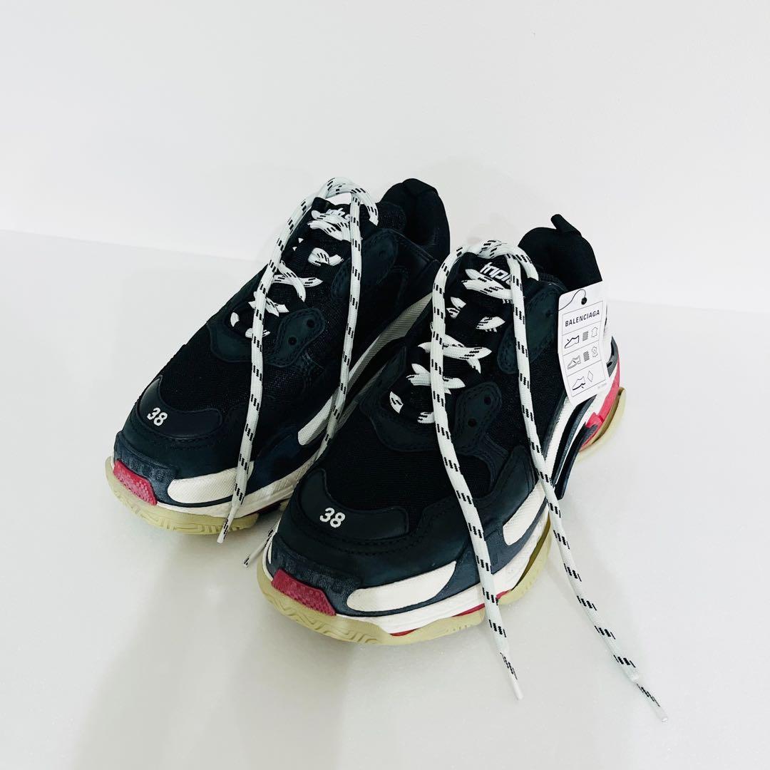 未使用級　BALENCIAGA TRIPLE S WOMEN 38 黒　赤
