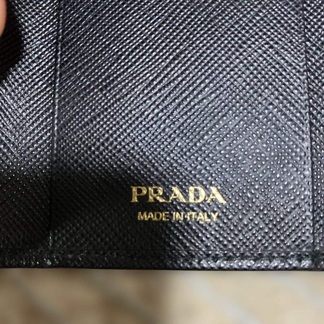 PRADAキーケース