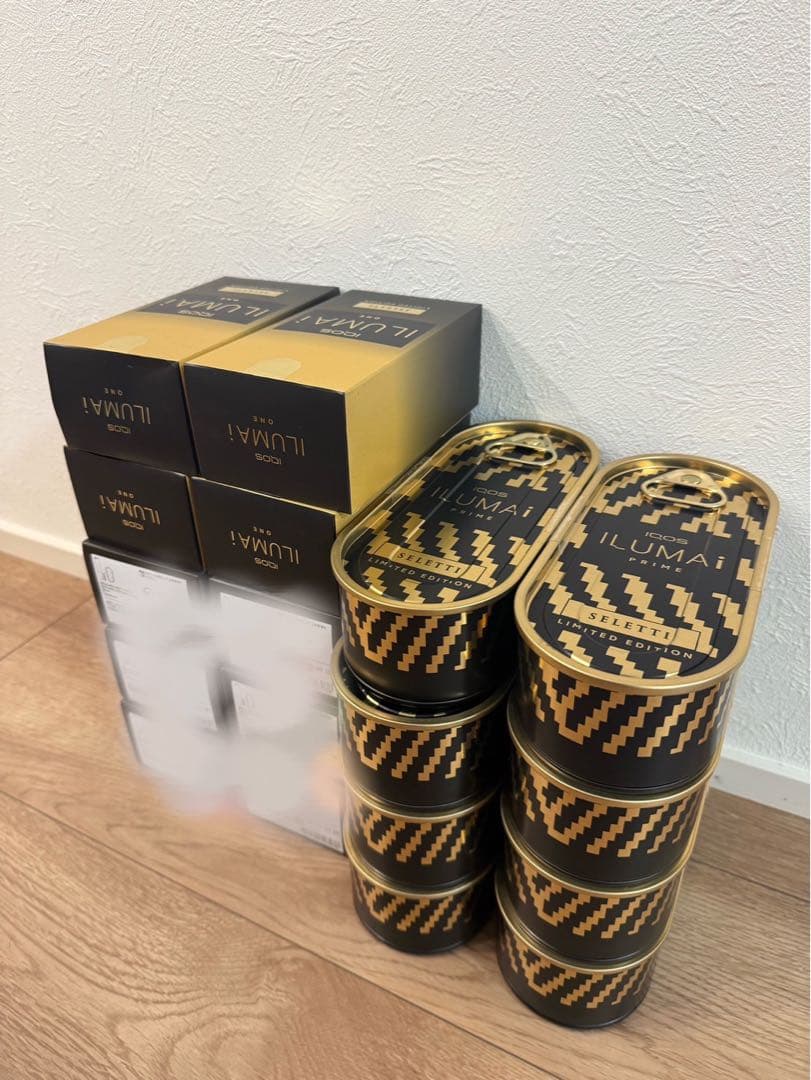 IQOS ILUMA i ONE 限定版　SELETTI 入手困難　新品