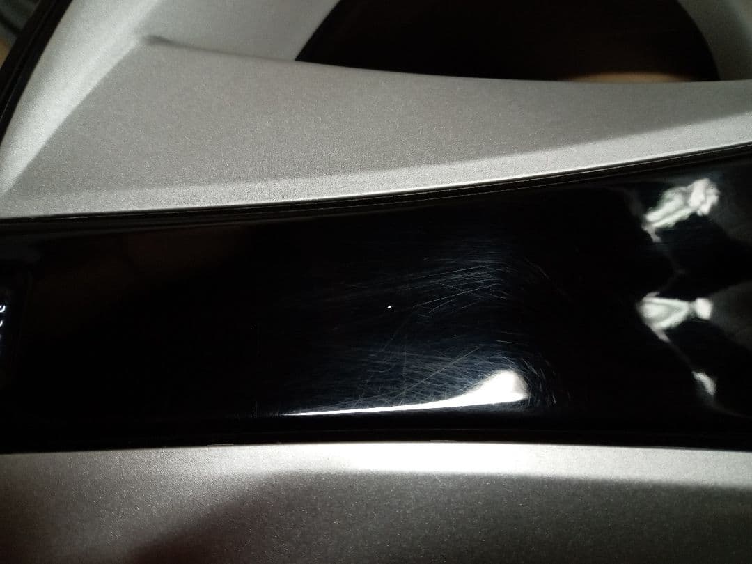 ５０系プリウス純正ホイール