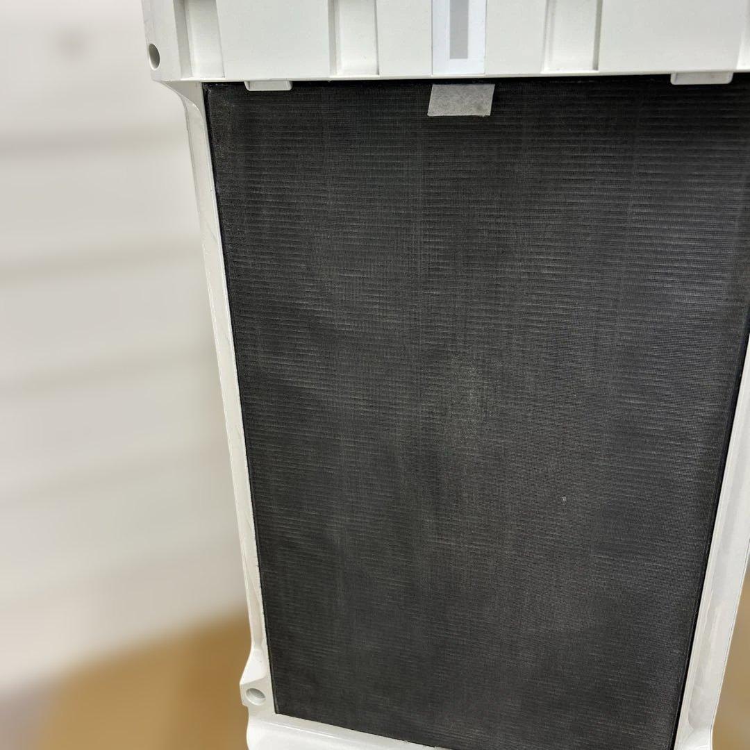 パナソニックF-PXW60 空気清浄機　24年製