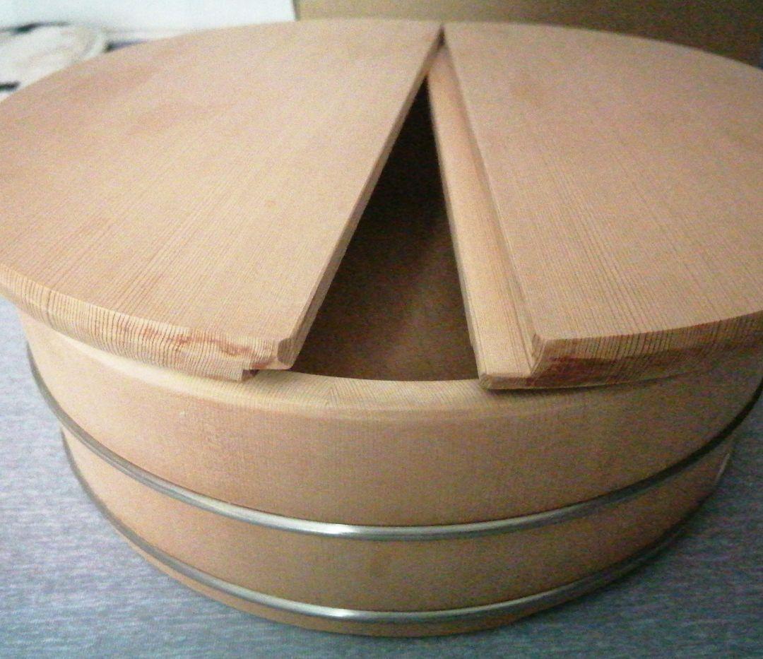 〈桶栄〉おひつ(寿司桶、飯台)　半割蓋つき