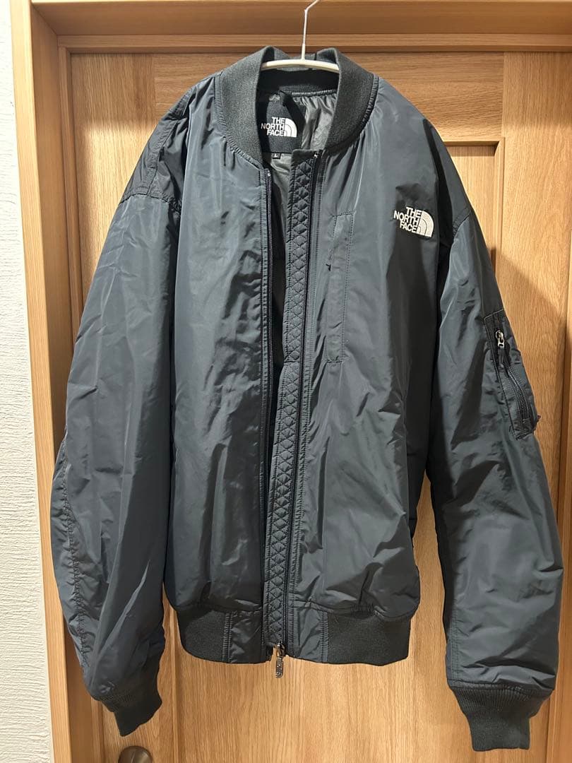 <THE NORTH FACE>インサレーション ボンバージャケット グレー