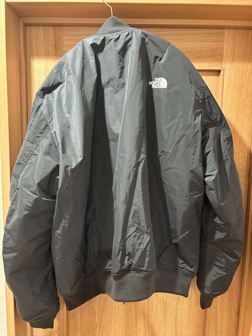 <THE NORTH FACE>インサレーション ボンバージャケット グレー
