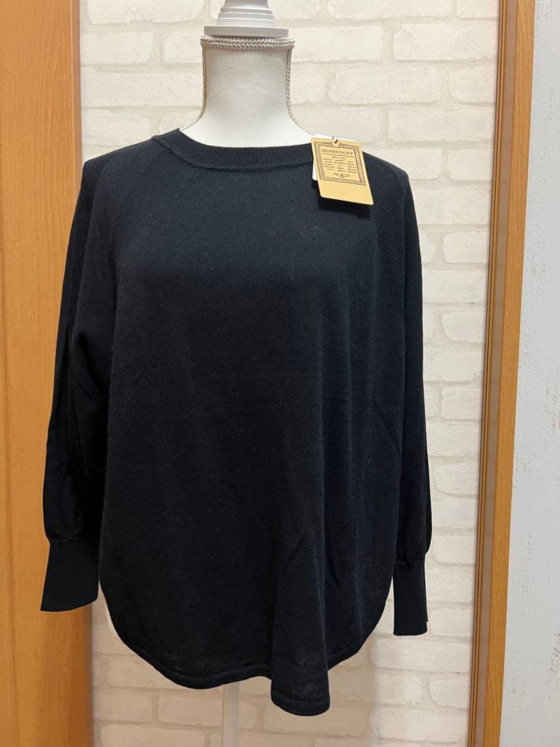 ビアズリー　ブラック長袖トップス Fサイズ