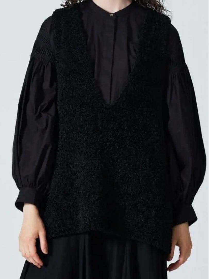 mizuiro ind へアリーヤーンワイドベスト