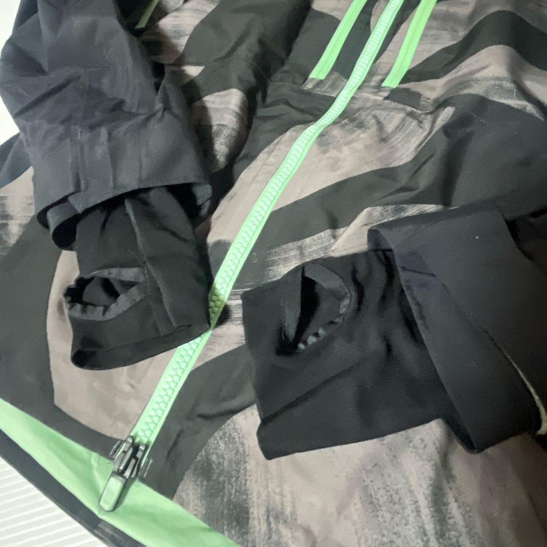 Burton [ak] Swash GORE-TEX ジャケット カモフラ M