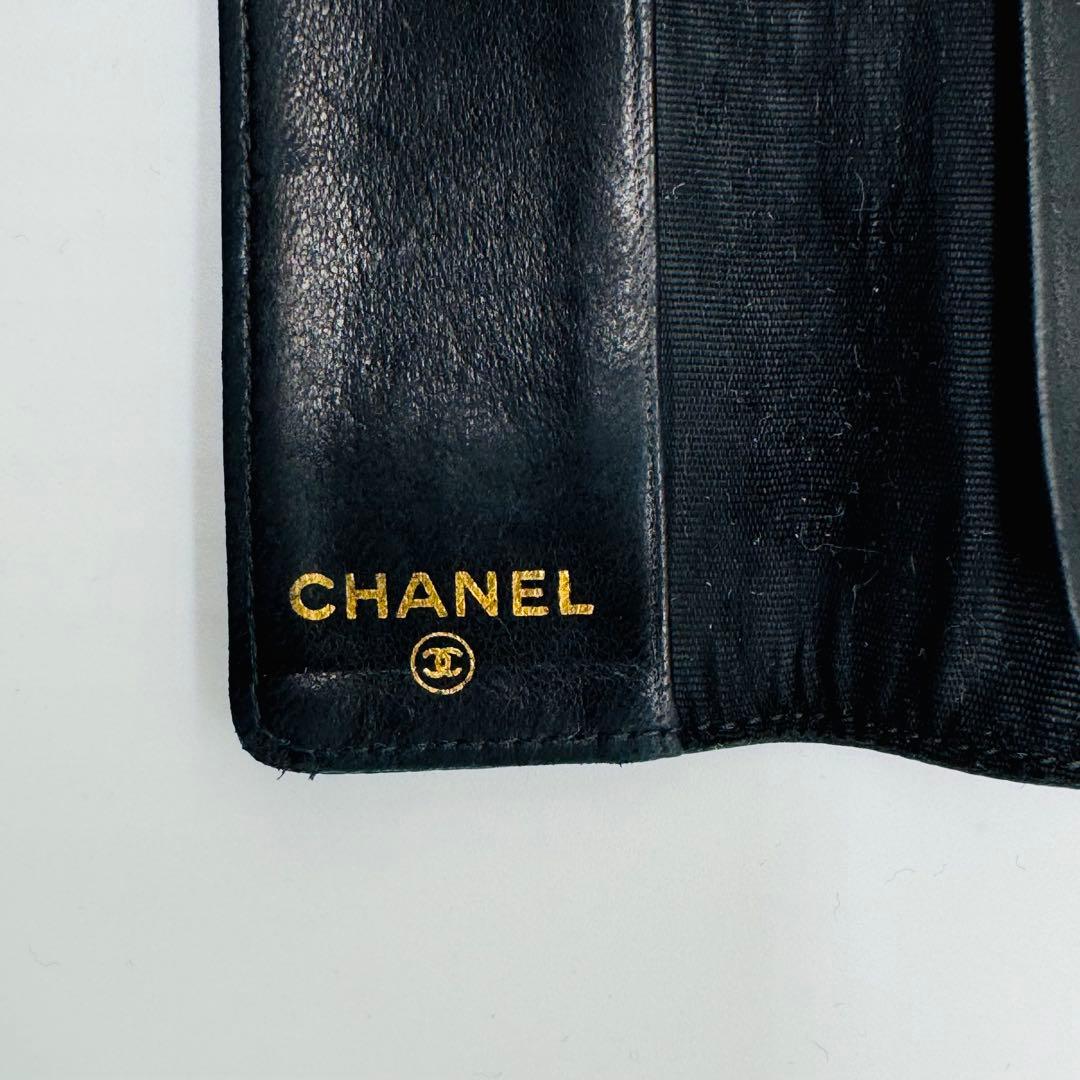シャネル COCOキャビアスキン 6連キーケース 黒