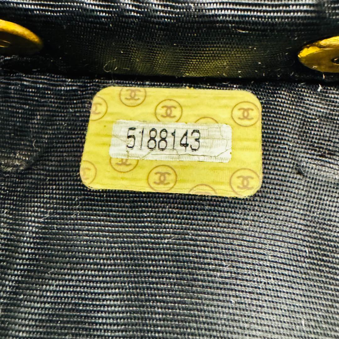 シャネル COCOキャビアスキン 6連キーケース 黒