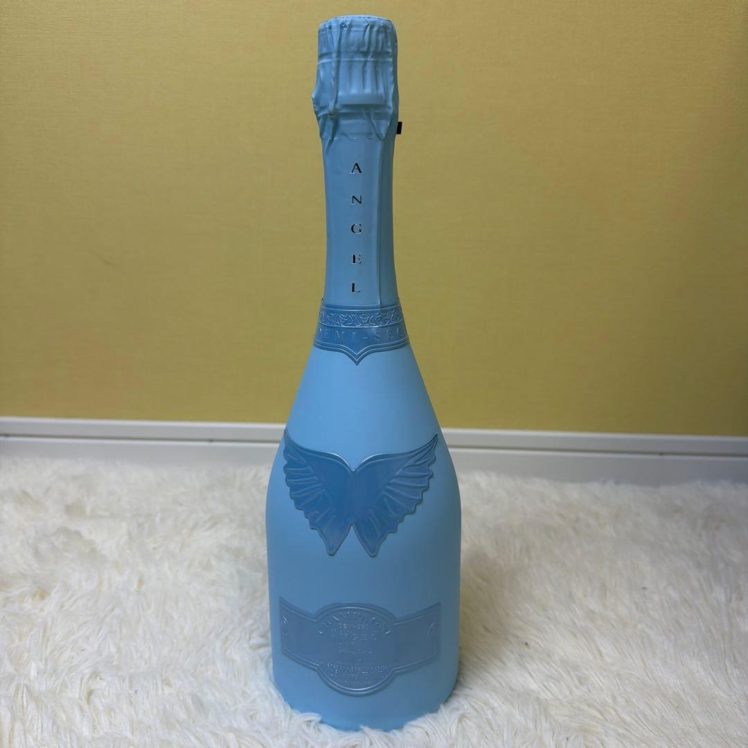 【美品】【未開封】エンジェル シャンパン 水色 750ml 専用ケース付き