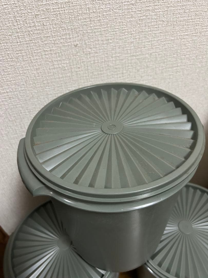 タッパーウェアマキシデコレーター グリーン 保存容器 3個セット