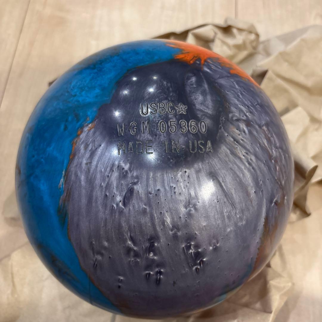 ジャッカルフラッシュ　ボウリングボール 12ポンド