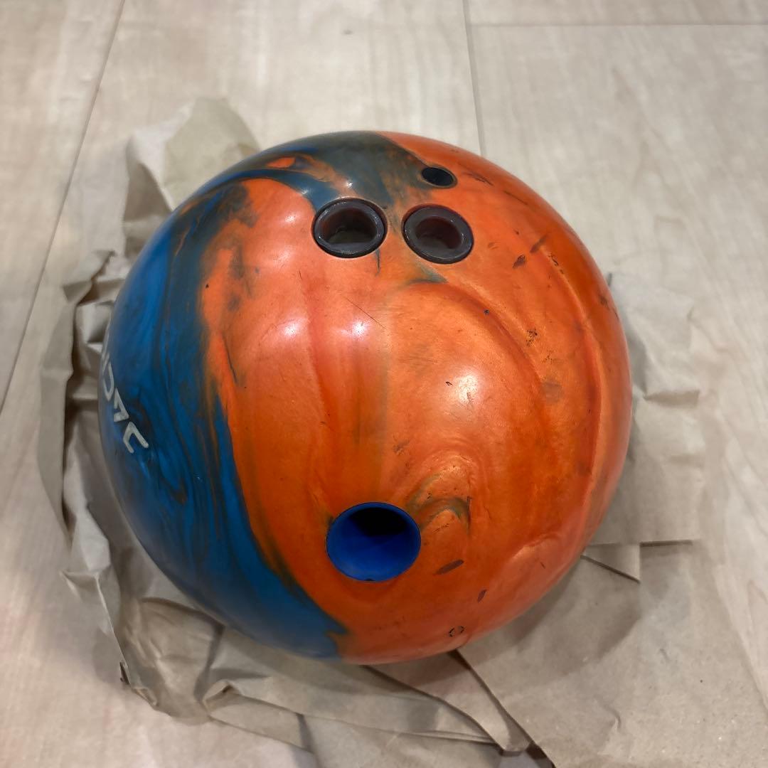 ジャッカルフラッシュ　ボウリングボール 12ポンド