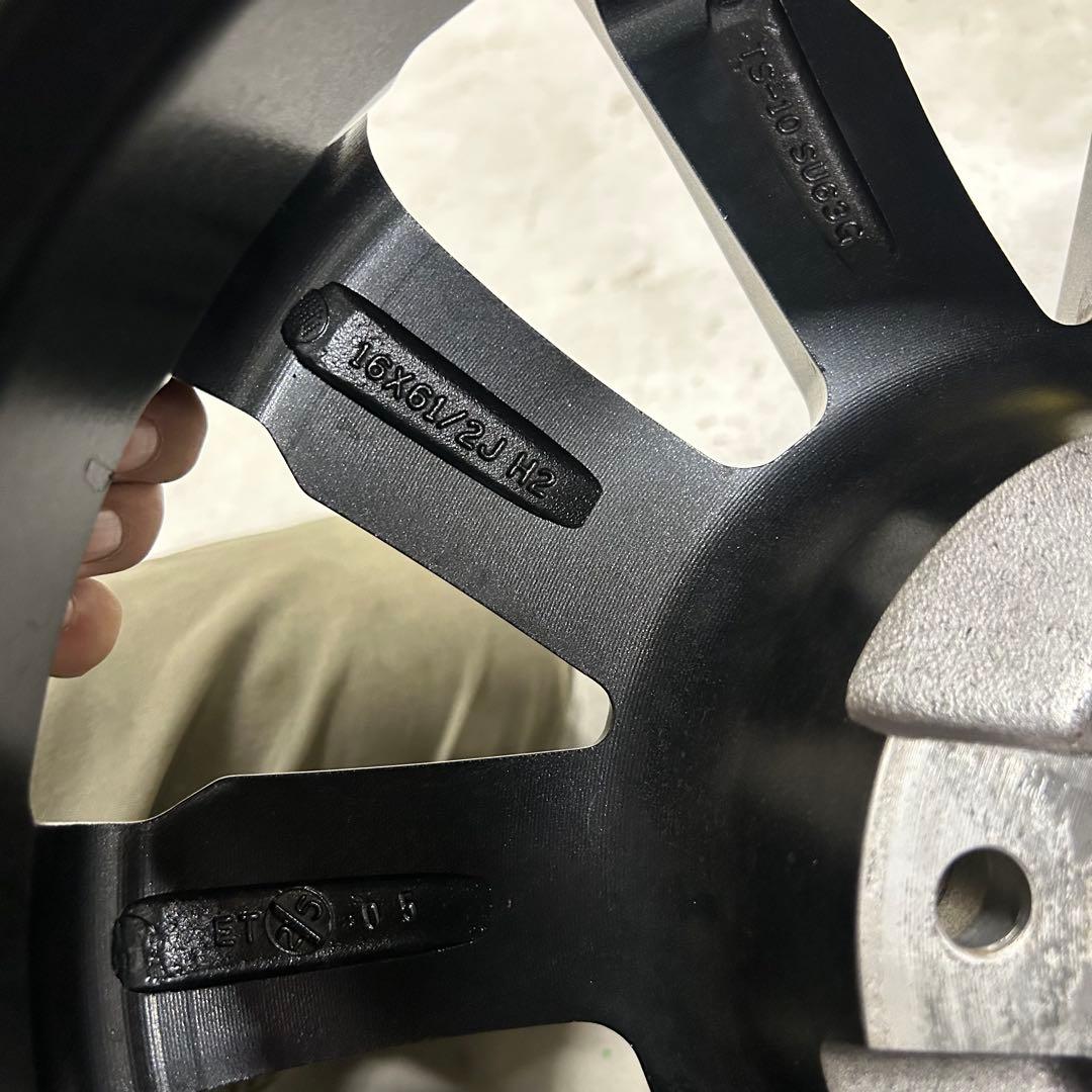 中古アルミ16x6.5 PCD108 プジョー308などに
