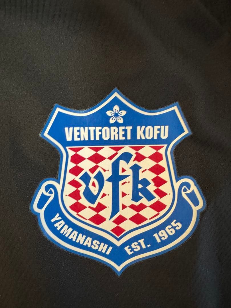 【新品未使用】ヴァンフォーレ甲府　ウィンドブレーカー　XLサイズ