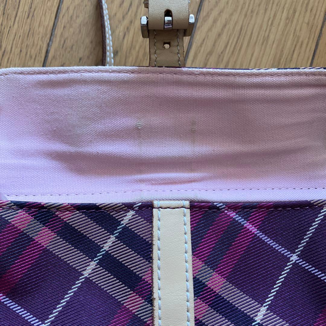 バーバリーブルーレーベル　チェック柄ショルダーバッグ　ボルドーピンク系