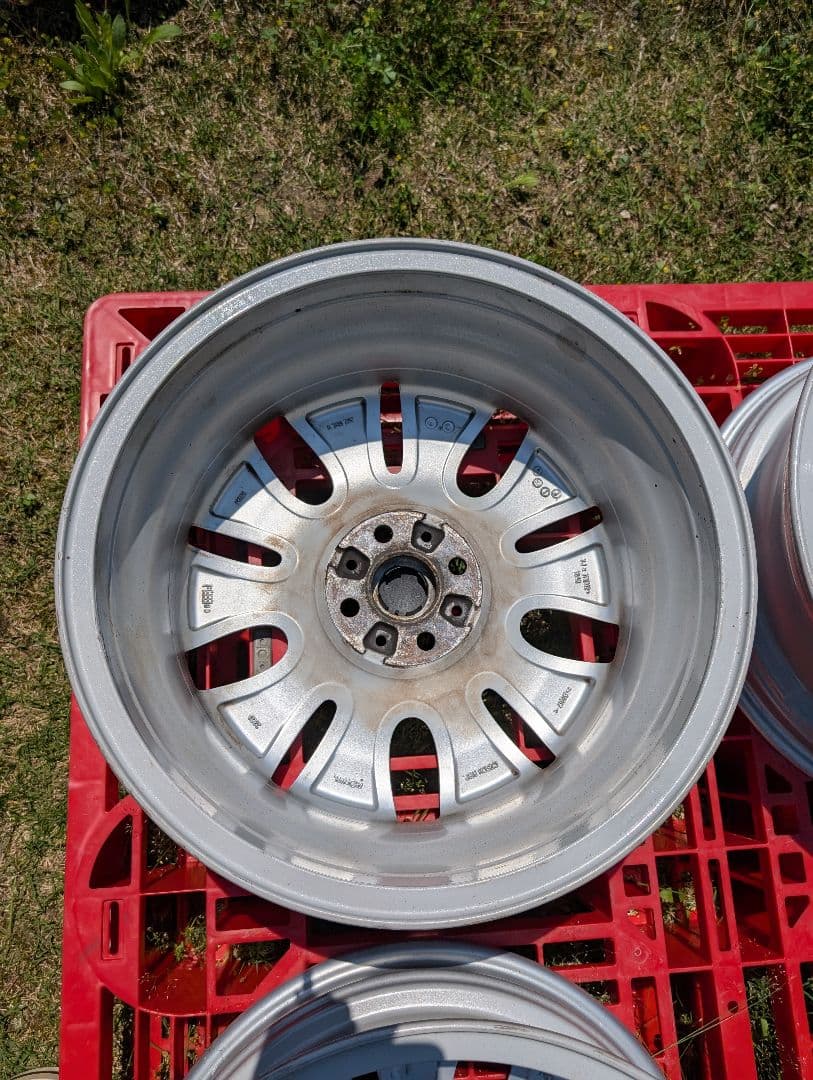 ①【USED】ミニクーパーS カムデン純正ホイール MINI　4本セットの2本