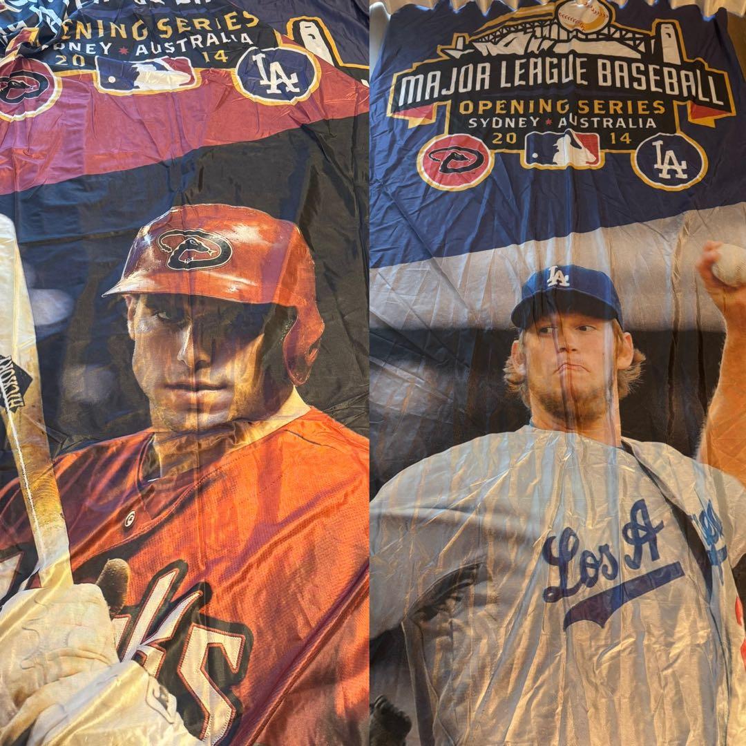 【超希少】MLB シドニー開幕戦2014記念フラッグ ドジャースカーショー　記念