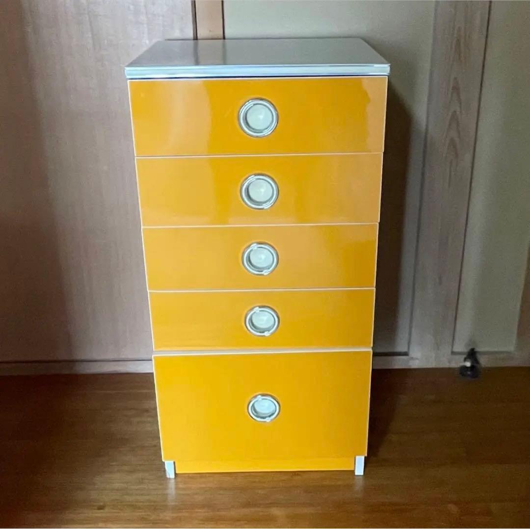 昭和レトロポップ　オレンジ色 5段チェスト タンス　丸型取っ手付き