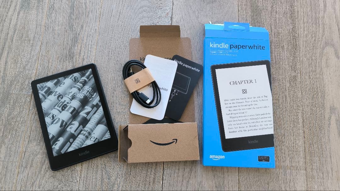 Kindle Paperwhite 第11世代 8GB 広告なし（カバー付き）