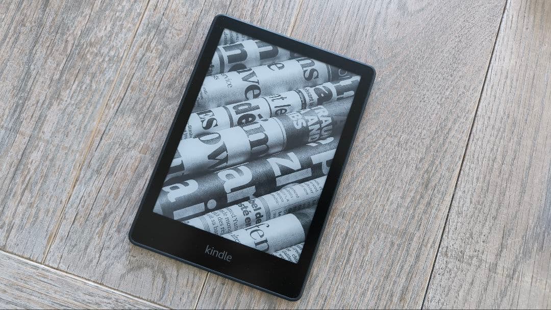 Kindle Paperwhite 第11世代 8GB 広告なし（カバー付き）