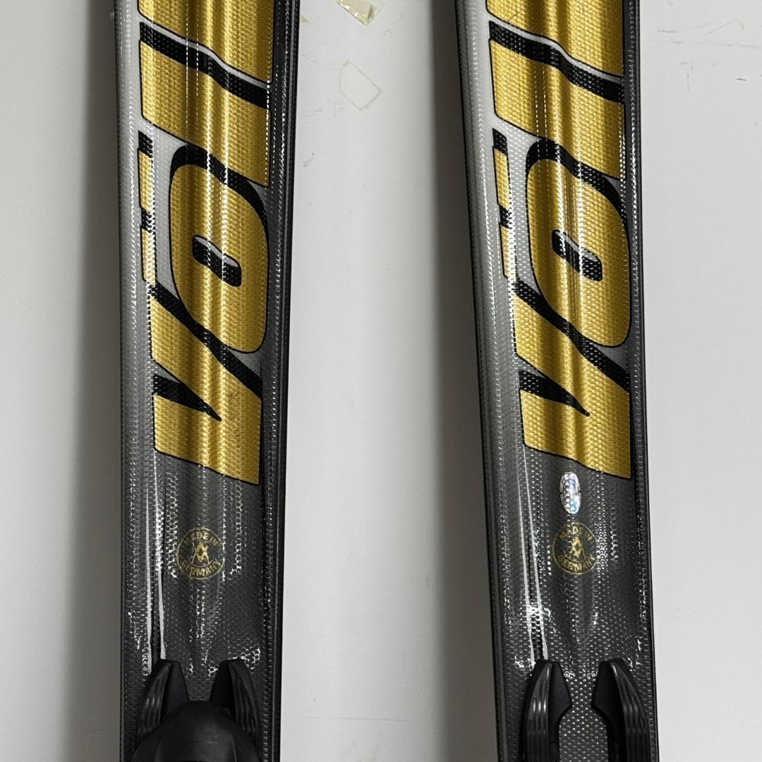 A1051 volkl フォルクル カービングスキー スキー板 美品