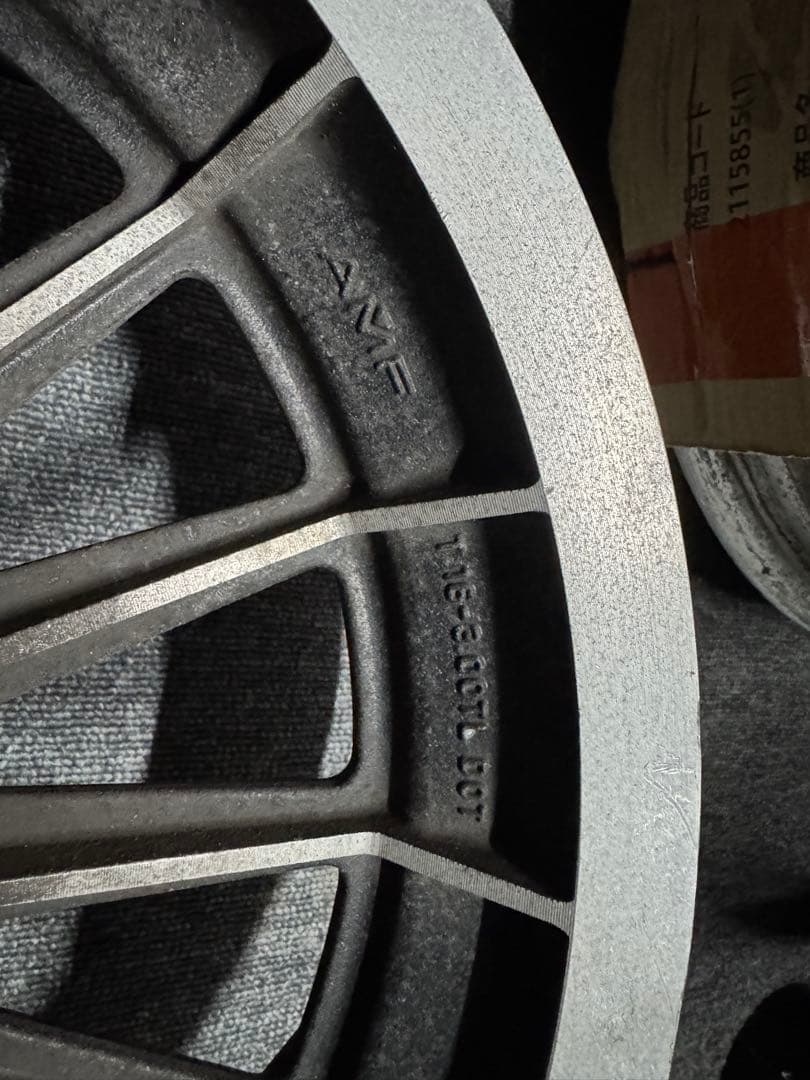 1982年式FLH ショベルヘッド　純正16インチキャストホイール前後セット