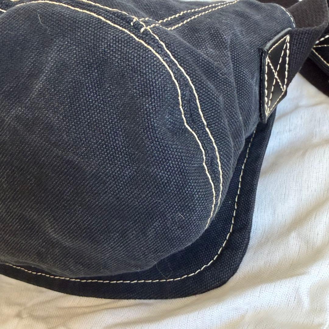 ヴィヴィアンウエストウッド　ショルダーバッグ　ゴールド金具　オーブ　内側総柄　黒