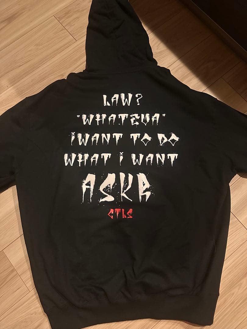 CVTVLIST コラボ　rizin 限定パーカー新品