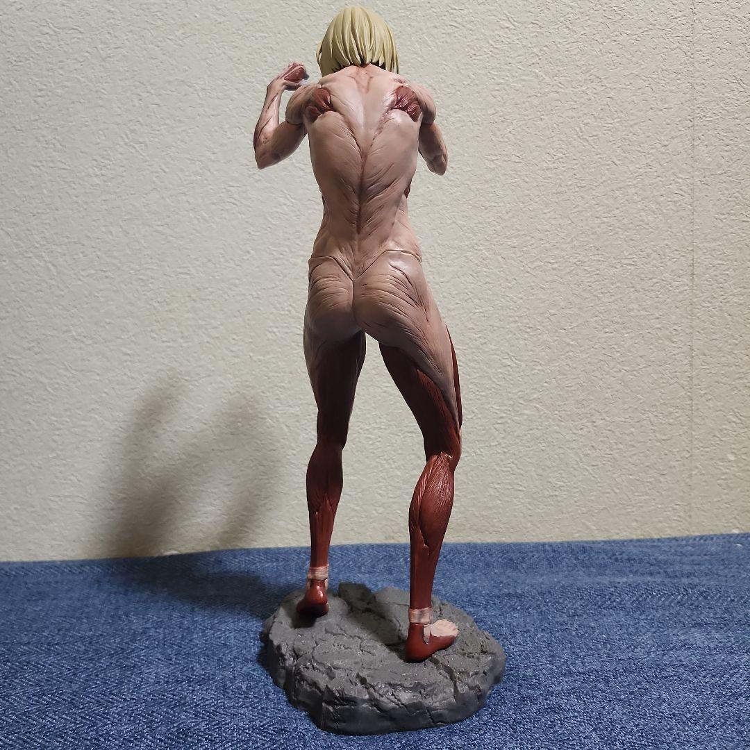 一番くじ　進撃の巨人　壁の外の世界　A賞　女型の巨人