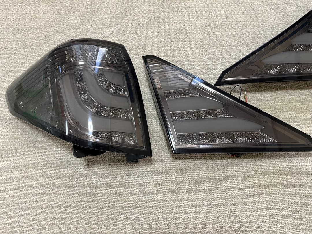 20ヴェルファイア用　クリスタルアイ　FIBER LED TAIL V2