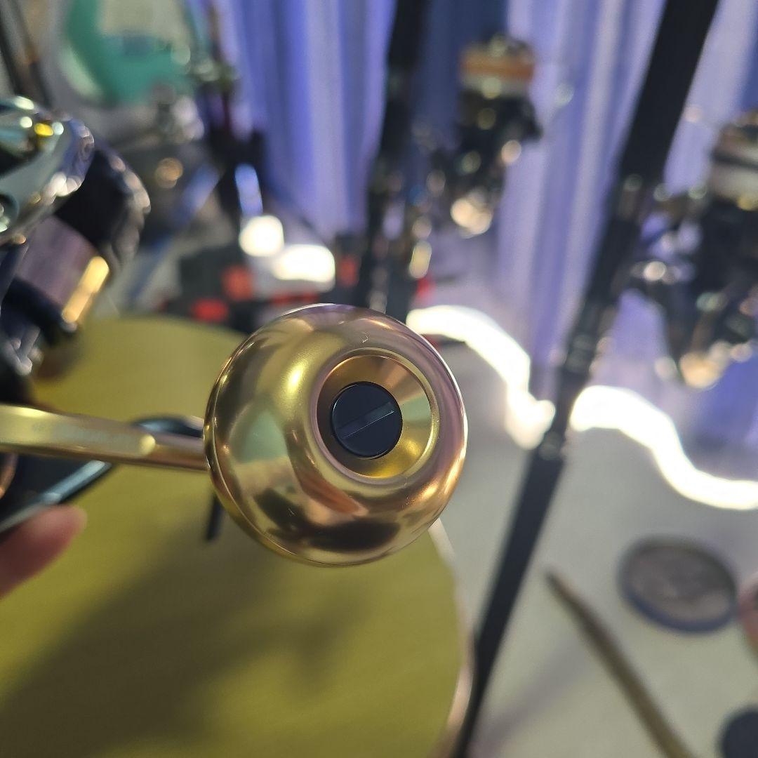 ２０ソルティガ８０００H