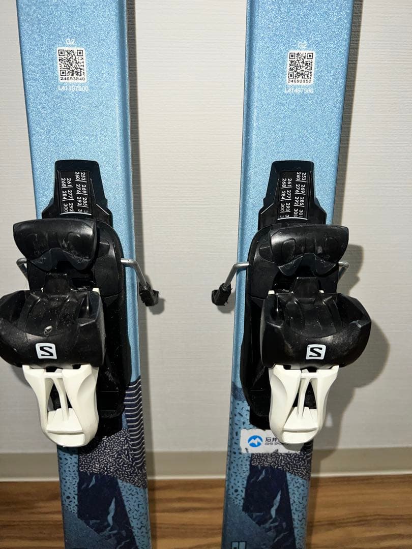 サロモン ジュニアスキー 23-24 モデル　QST Jr 140cm wax済