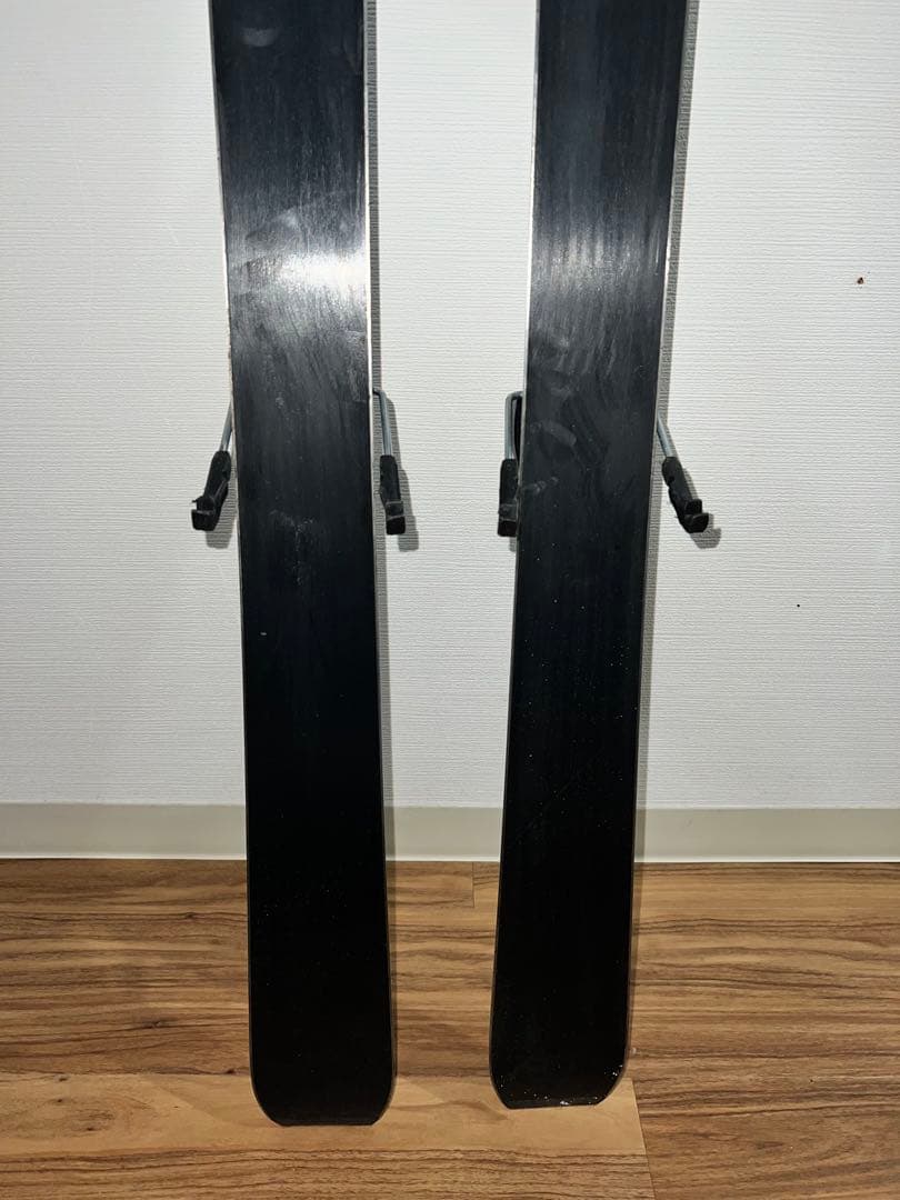 サロモン ジュニアスキー 23-24 モデル　QST Jr 140cm wax済