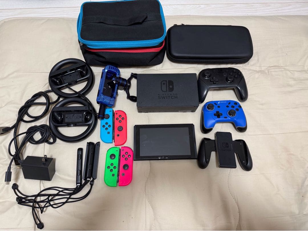Nintendo Switch 本体 付属品付き　ジャンク品