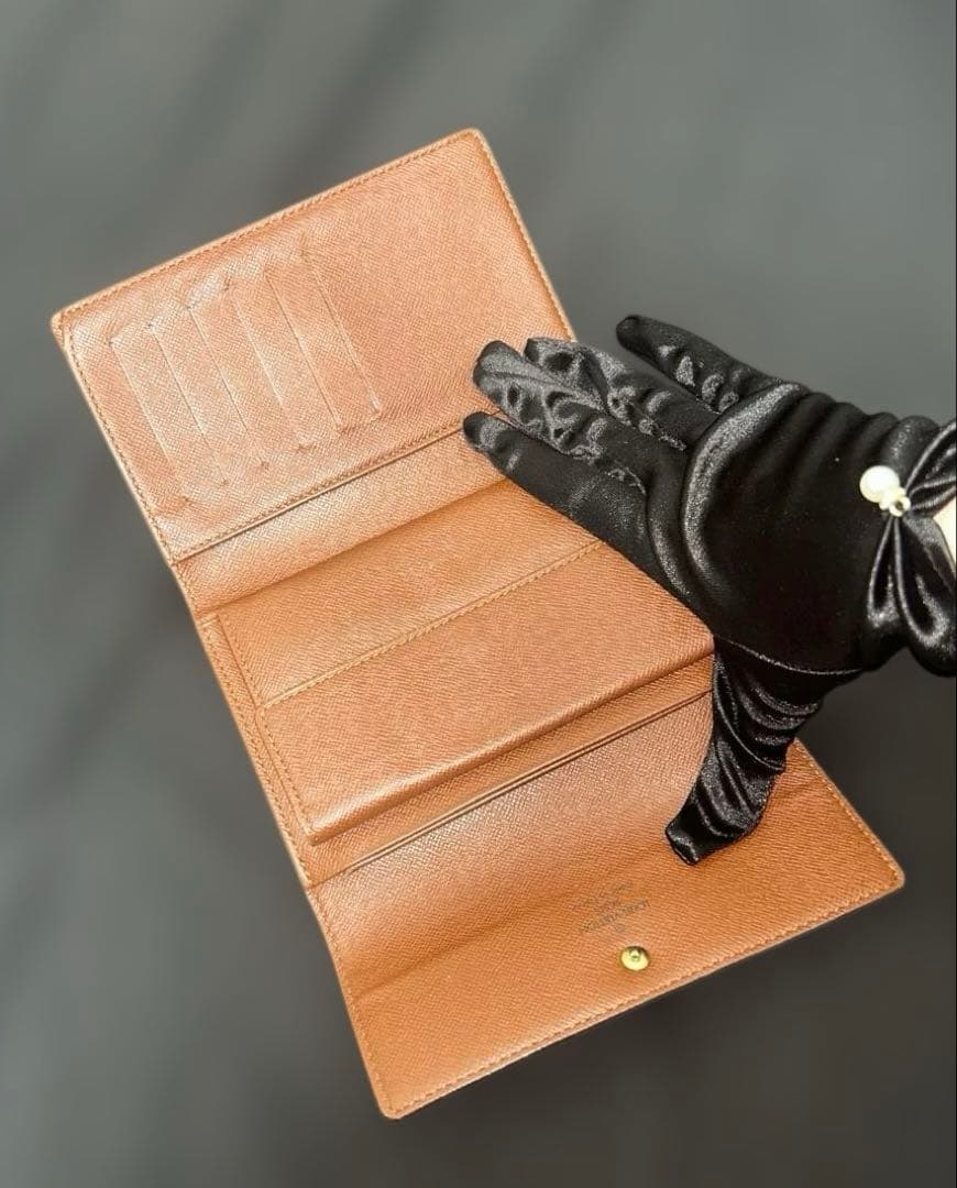 ルイヴィトン LOUIS VUITTON 財布 レアデザイン