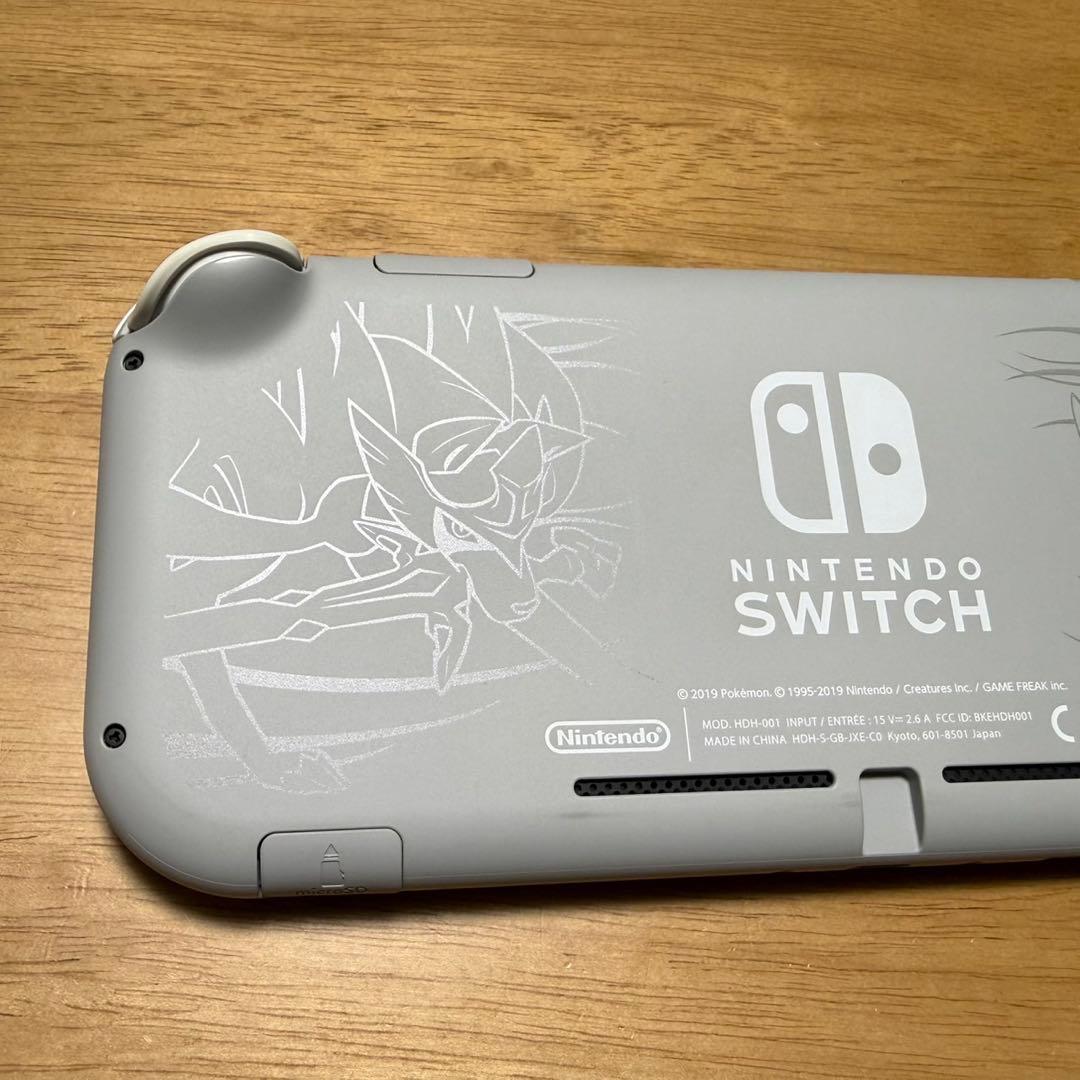 【美品】Nintendo Switch Lite ポケモンモデル
