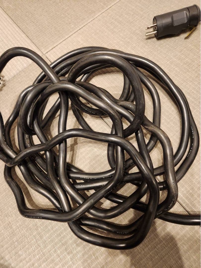 ★収納ケース付★送料無料日産純正 充電ケーブル 200V アリア リーフ サクラ