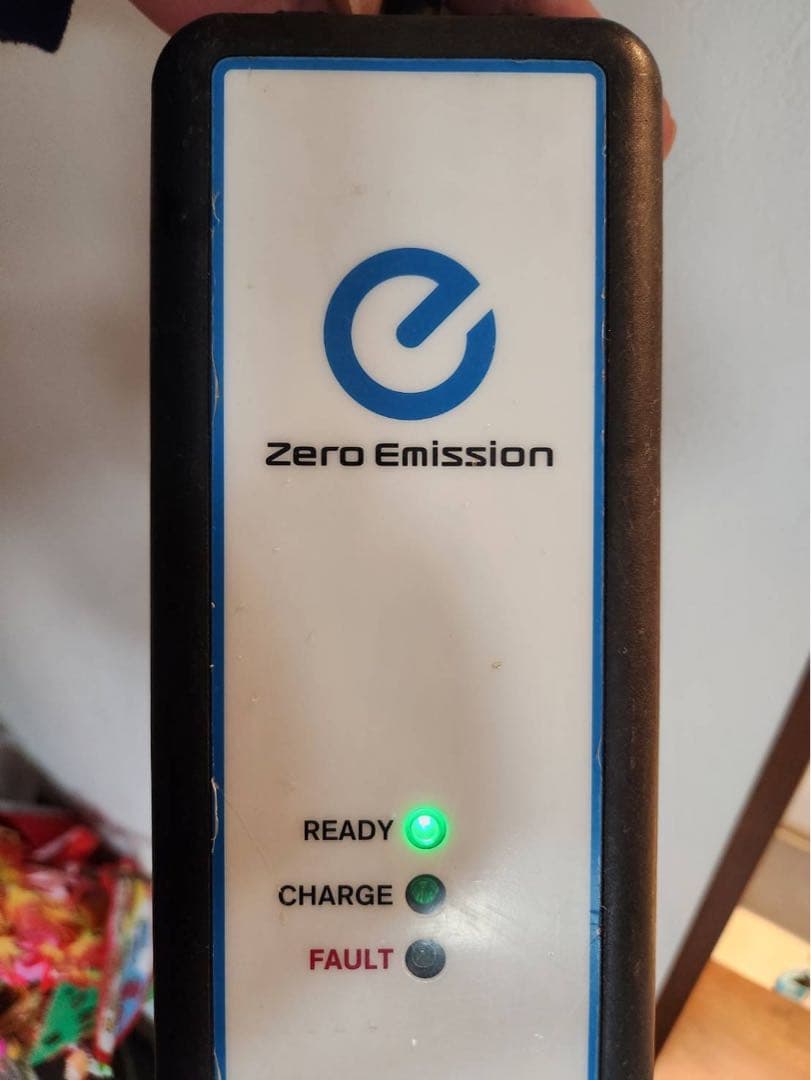 ★収納ケース付★送料無料日産純正 充電ケーブル 200V アリア リーフ サクラ