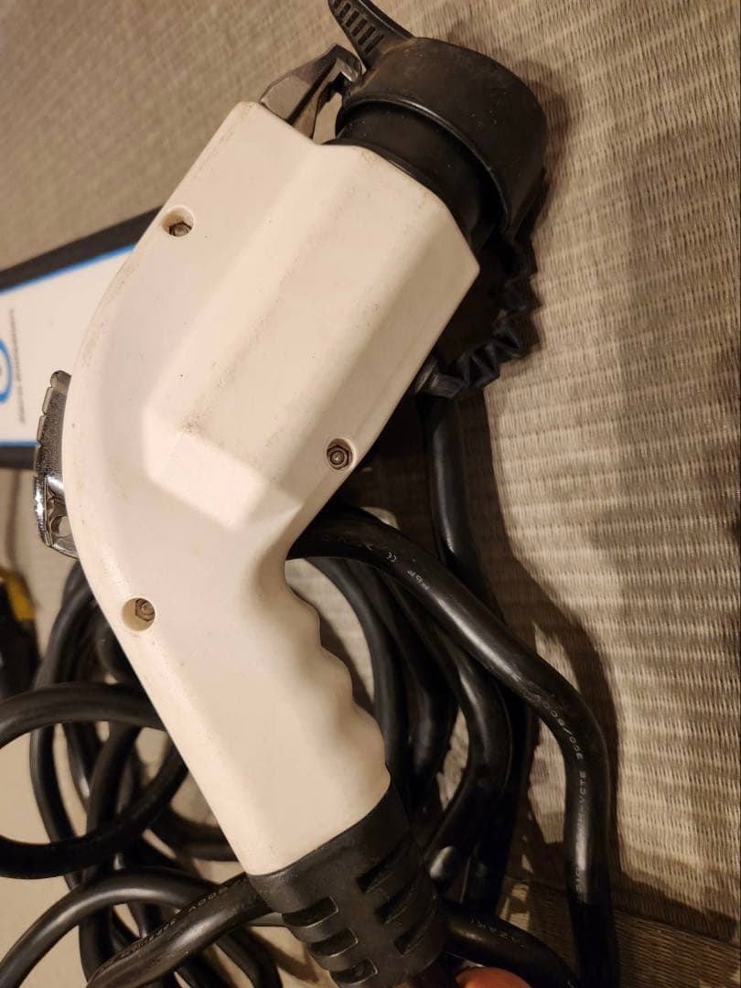 ★収納ケース付★送料無料日産純正 充電ケーブル 200V アリア リーフ サクラ