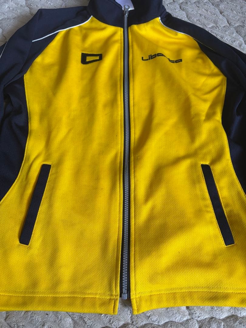 Liberta リベルタ　ジャージ 160cm 黒・黄